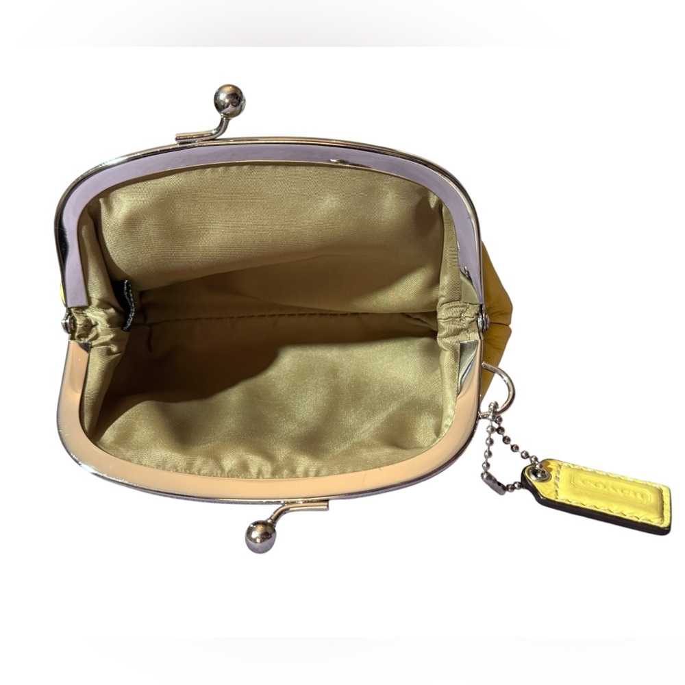 Yellow Leather Kiss-Lock Clutch Wallet - Picture 10 of 13
